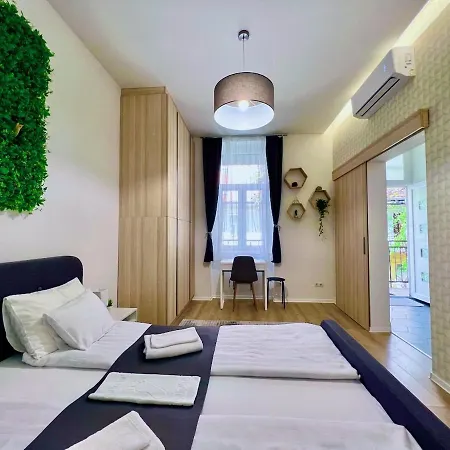 Stunning Apartment *